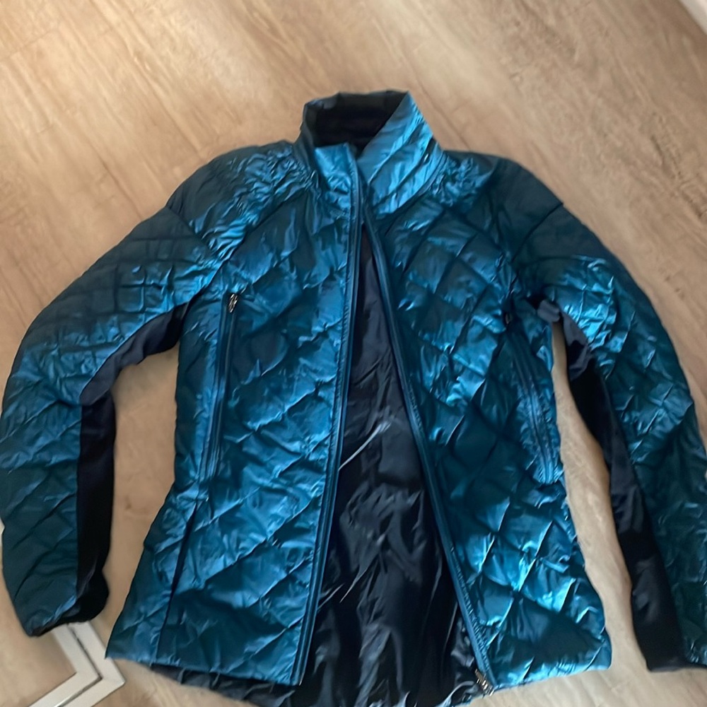 Lululemon blue/green jacket